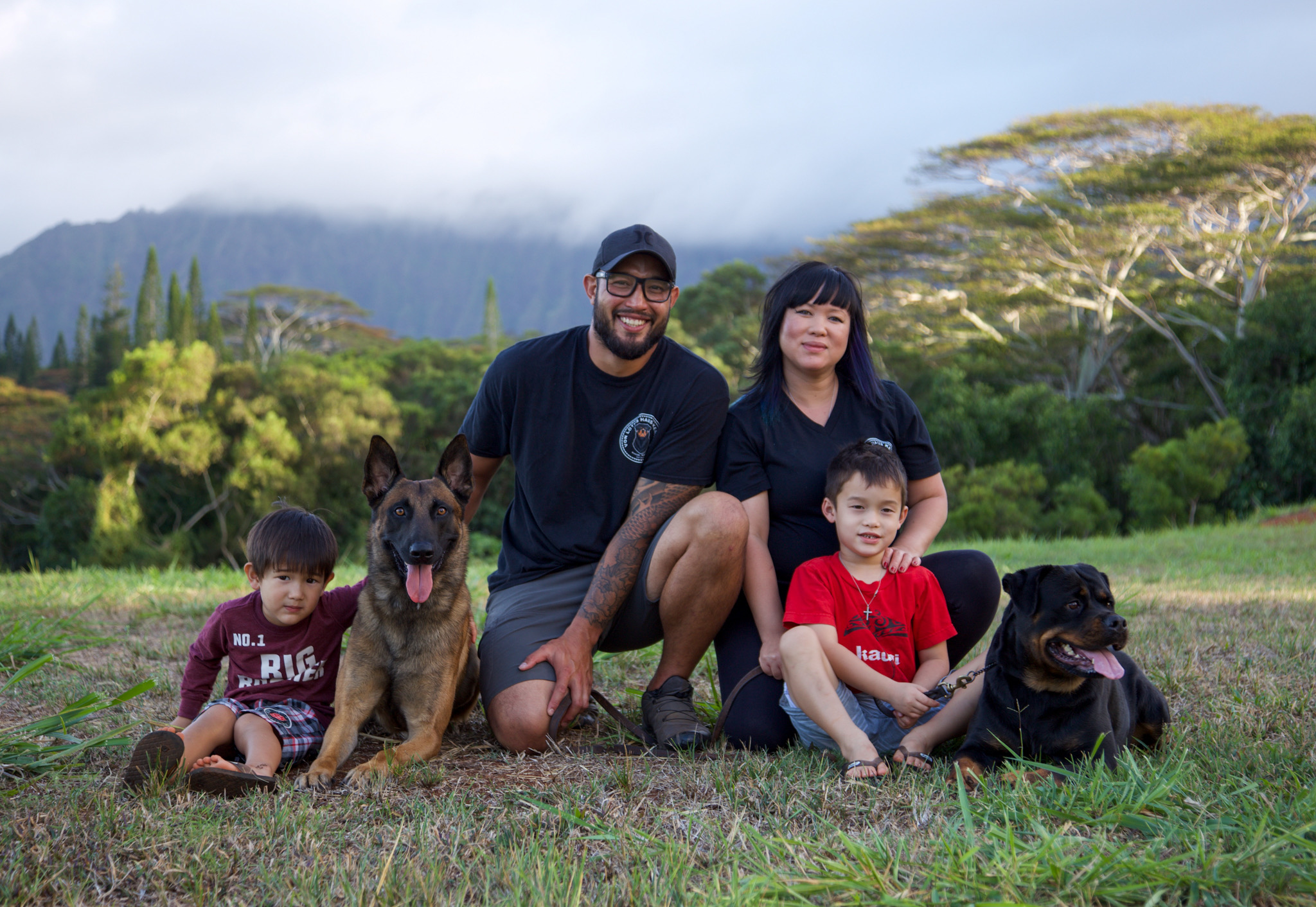 Xavier Swain with family and dogs — XL K9 Coach Vegas